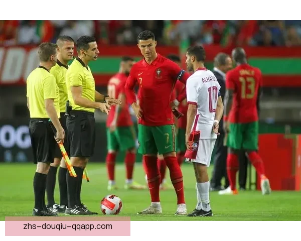 捷克U19队以3比0完胜拉脱维亚U19队 展现强大实力